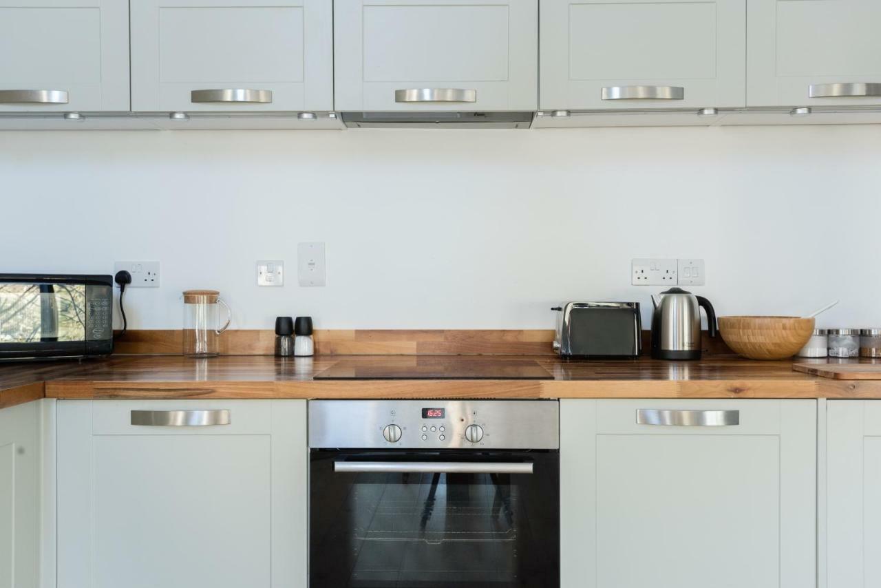 The Cliffside Loft - Distinctly Modern 3 Bdr Riverside Home Bath Ngoại thất bức ảnh