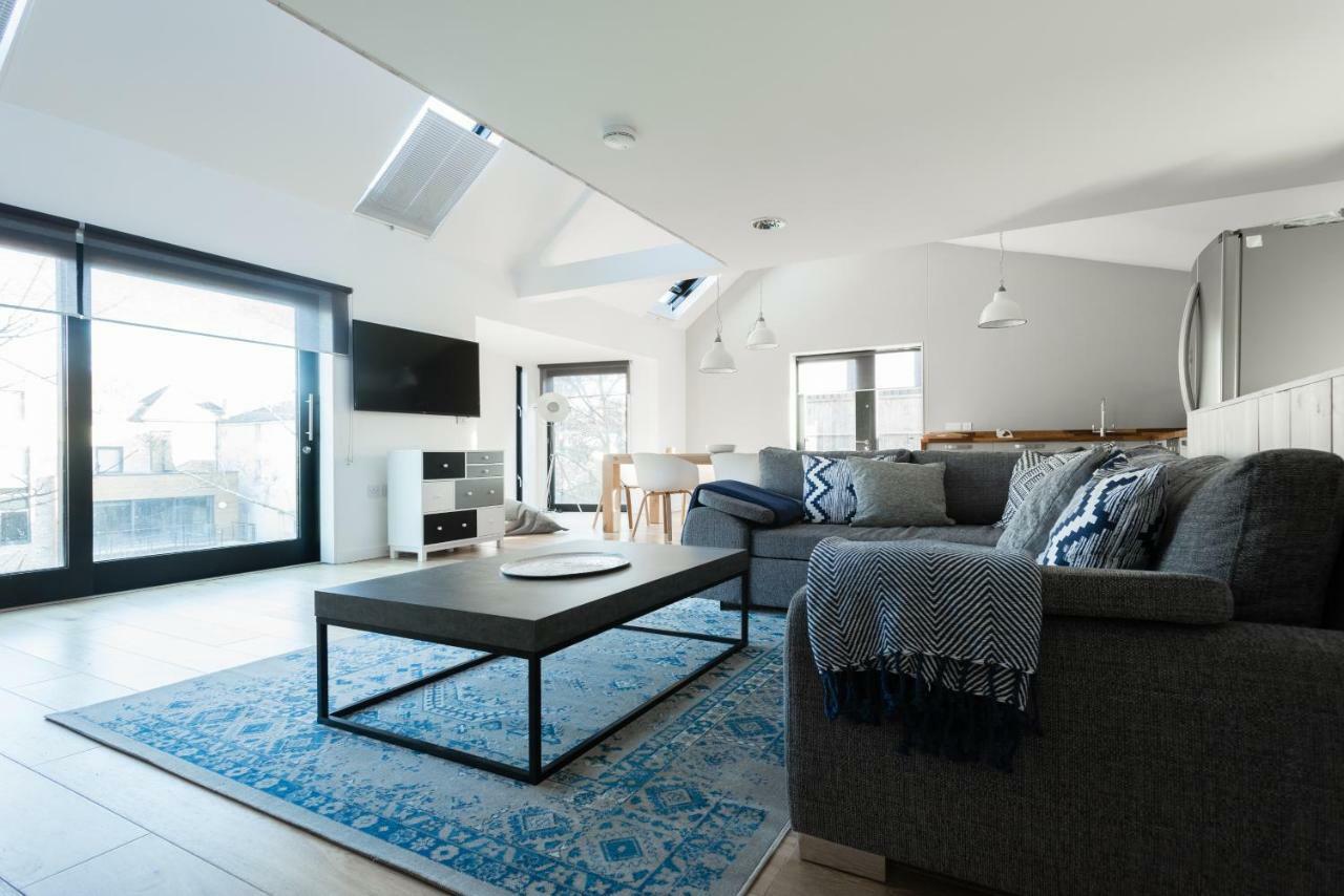 The Cliffside Loft - Distinctly Modern 3 Bdr Riverside Home Bath Ngoại thất bức ảnh